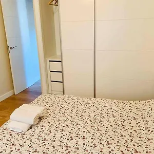https://playa-la-cortadura-con-parking-y-wifi.es-andalucia.com