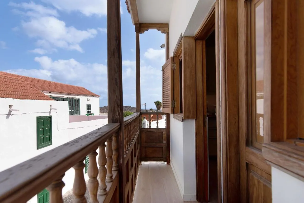 Daire Balcon De Porteria Telde